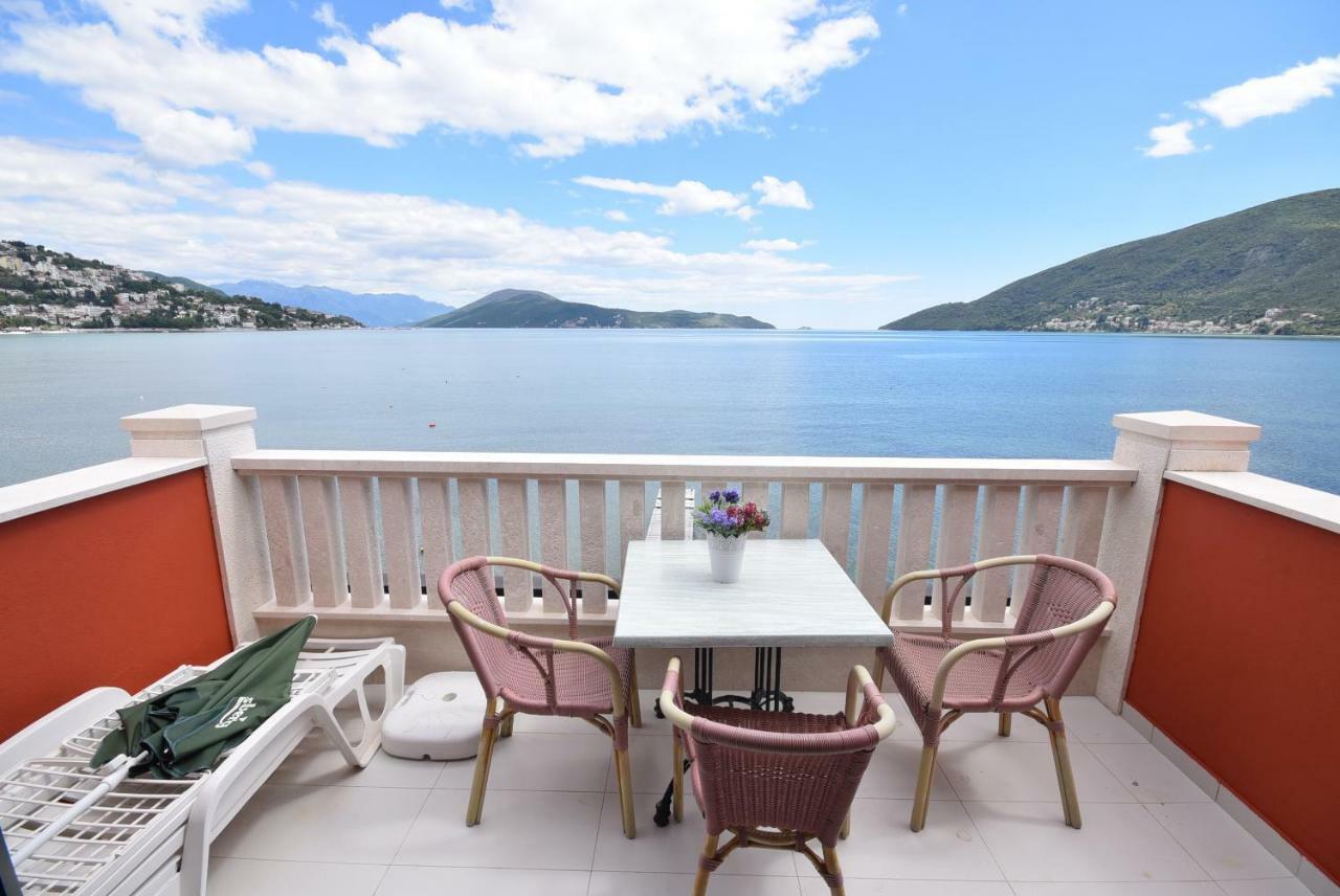 Grifone Coastline Apartman Herceg Novi Kültér fotó